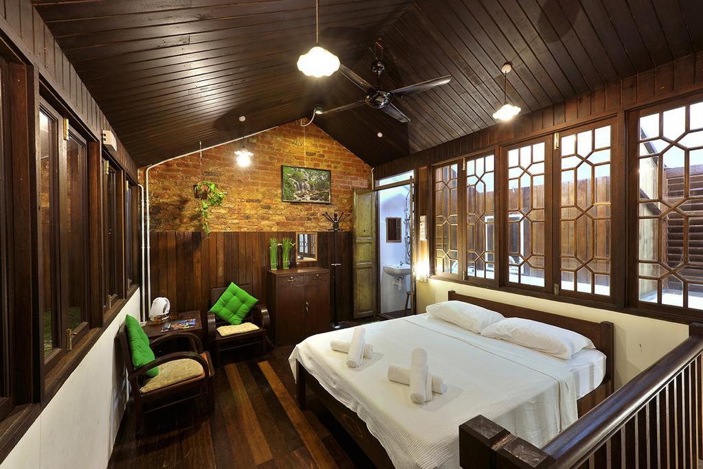 Silver Shine Guesthouse George Town Ngoại thất bức ảnh