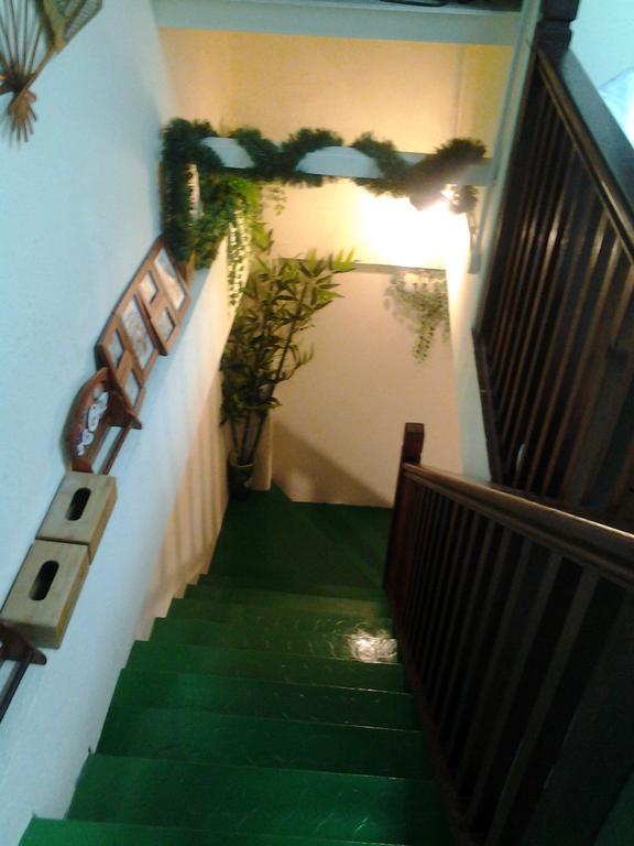 Silver Shine Guesthouse George Town Ngoại thất bức ảnh